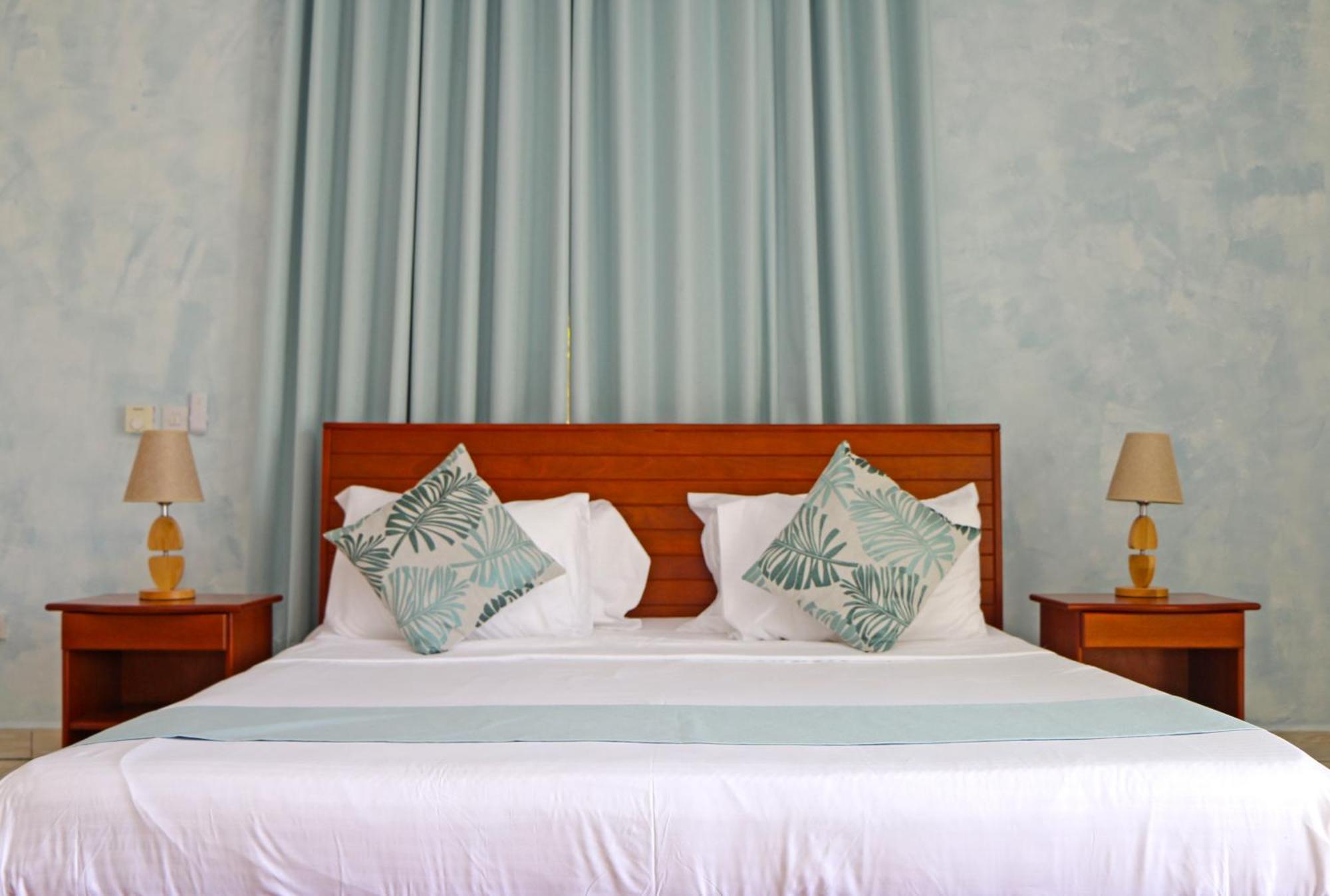 Ocean Blue Bay Apartment Anse Volbert Village  Luaran gambar